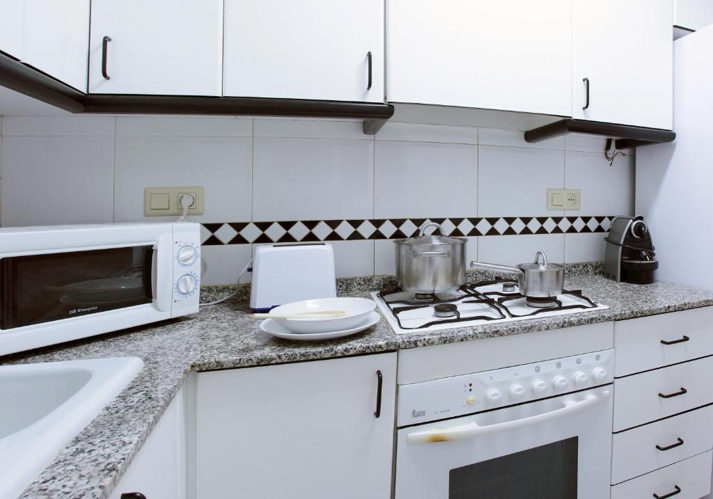 Alguera Apartments Napols Barcelona Zimmer foto