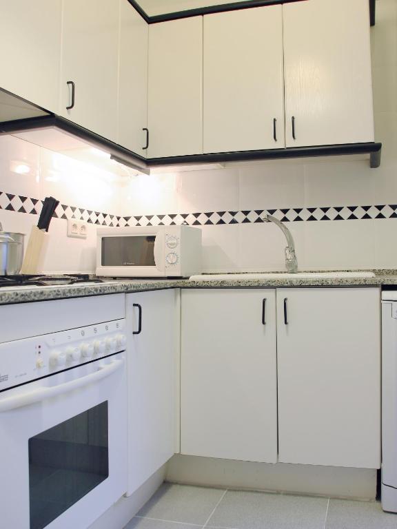 Alguera Apartments Napols Barcelona Zimmer foto