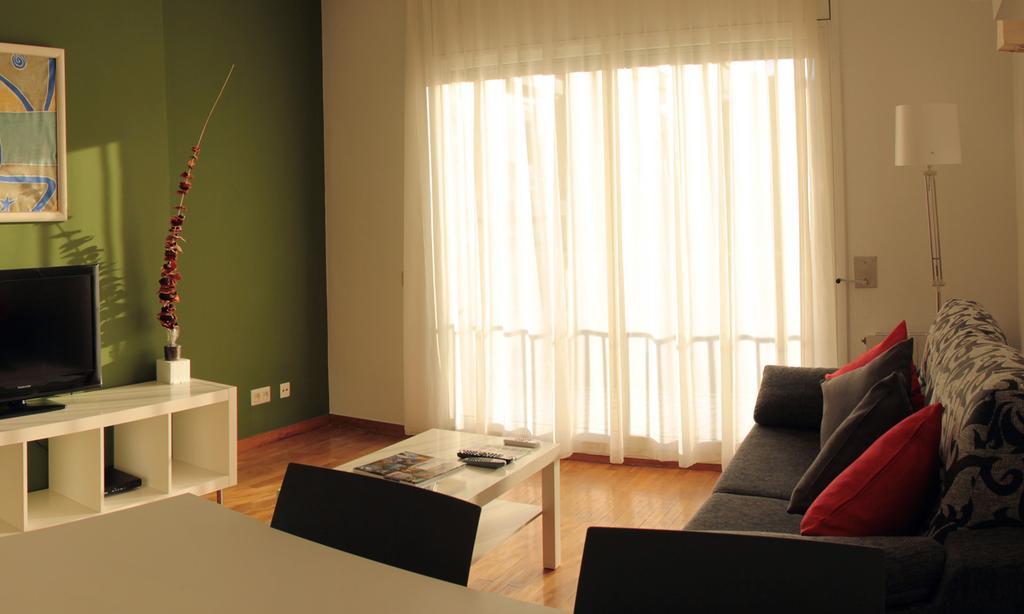 Alguera Apartments Napols Barcelona Zimmer foto